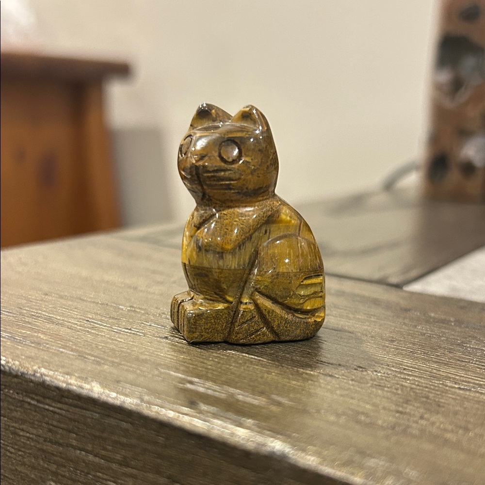Tiger Eye Stone Cat Figurine with some flash